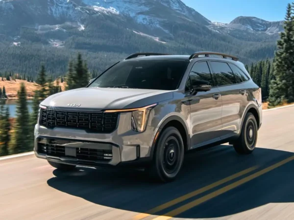 Kia’s First 7-Seater Hybrid SUV for India Launching Soon – Fortuner Rival