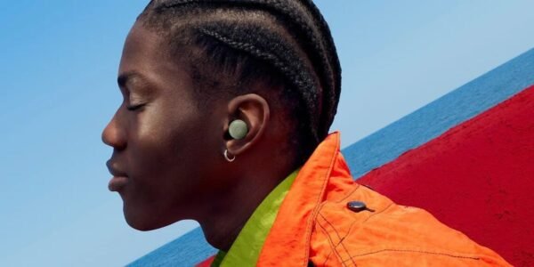 Google Pixel Buds Pro 2 get a new color and new software features