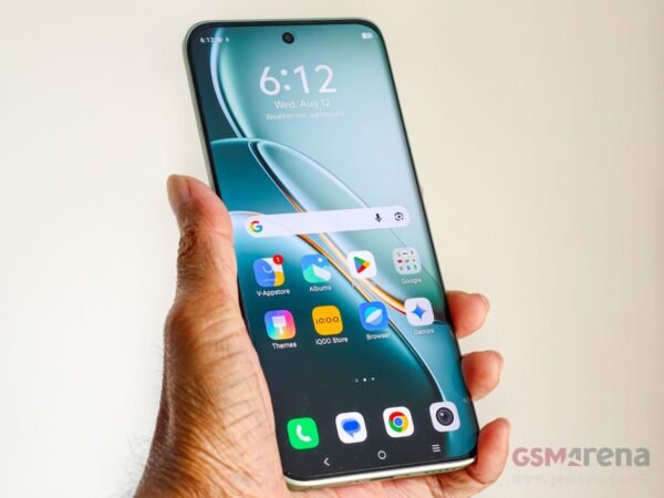 iQOO Z11 hands-on – GSMArena.com news