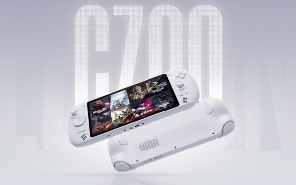 Lenovo Cloud Gaming Handheld G700 is now official with a unique feature