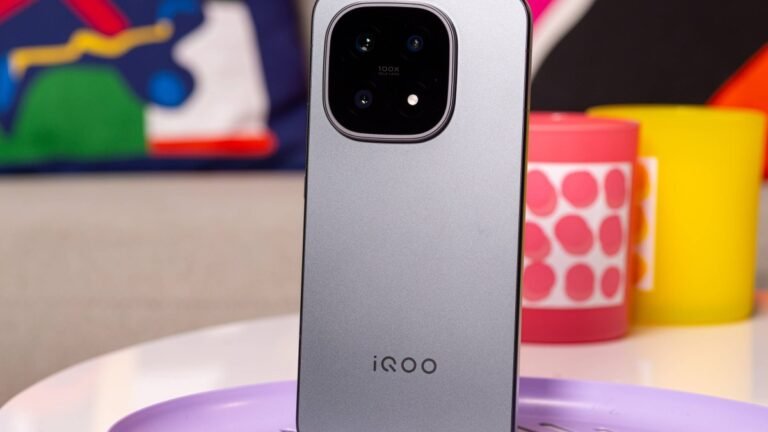 iQOO 16 now tipped to pack an 8,400 mAh battery