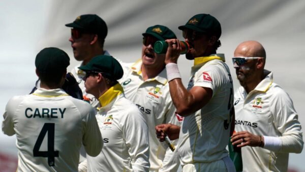 South Africa vs Australia 2nd Test live: Rain stops play